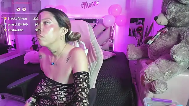 Karly_moon