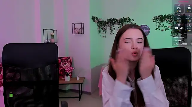 liana_kisses