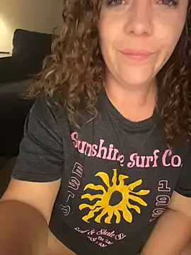 MistyNights live cam