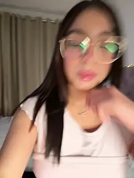 Samantha_e2