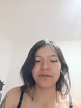 Ninffa_sweet25 live cam preview