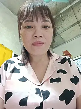Sana-vn live cam on StripChat