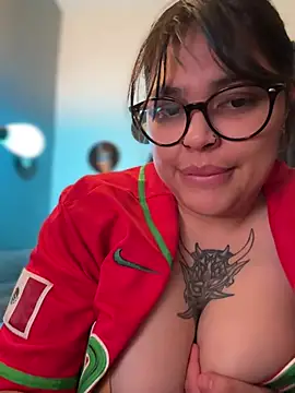miacanela_xo webcam
