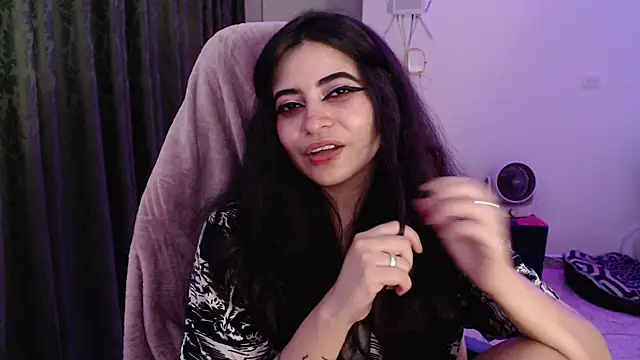 Annagoth_ webcam