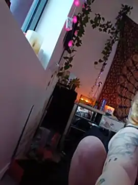 AlexandraGrayx webcam
