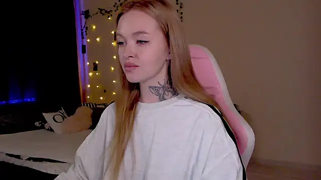 Naughty_Mable