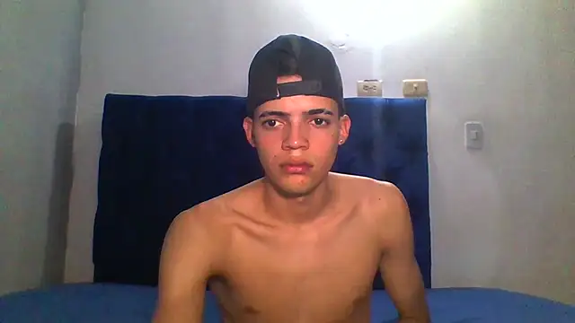Latinos_2001