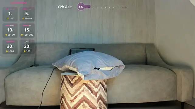 emy_lovee live cam preview