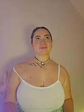 Rhea_Lux