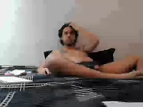 Iscariot19 live cam