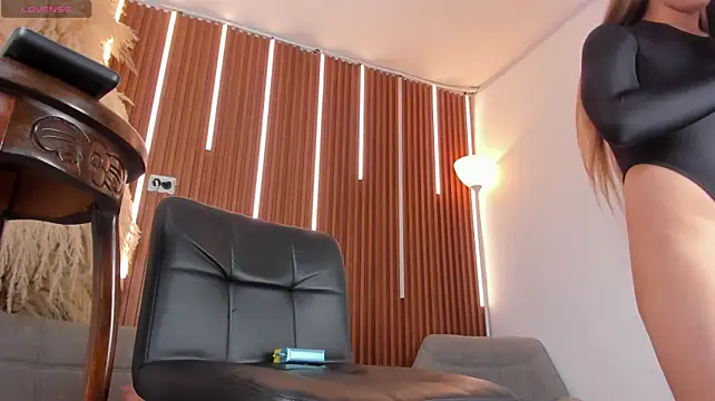 valentina_ssweet webcam