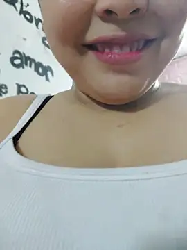 elinaax (F teen) - boobs milk