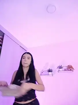Julie_Bennet webcam