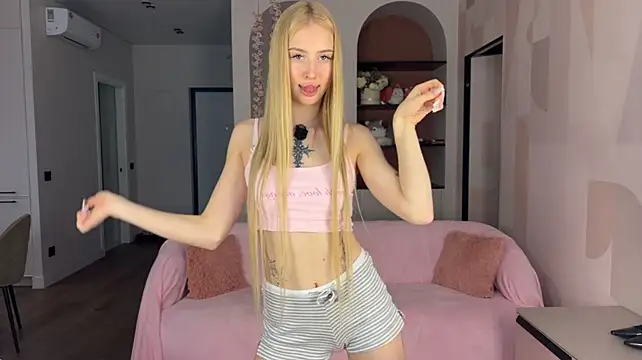 BlondieSixSeven