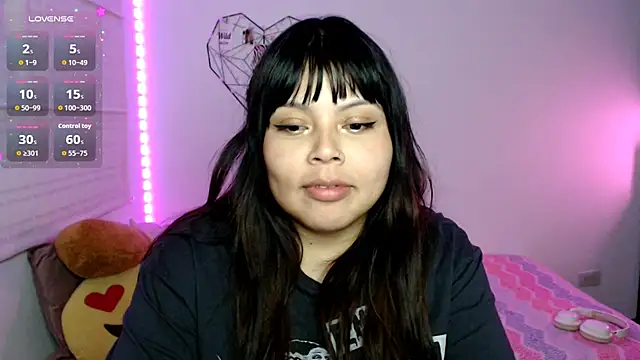 EllieMoonX webcam