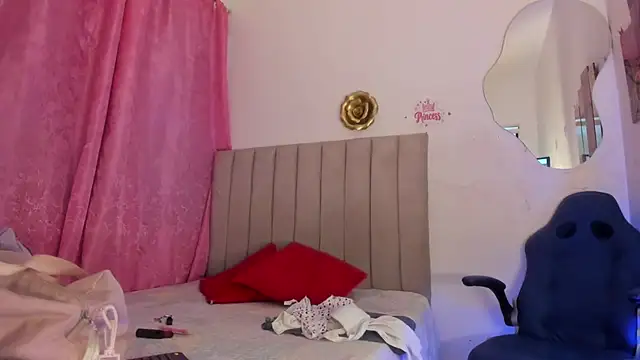 stacyfoxxx webcam