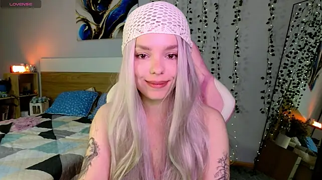 Maya_Campbell live cam on StripChat