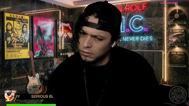 chino_roz webcam