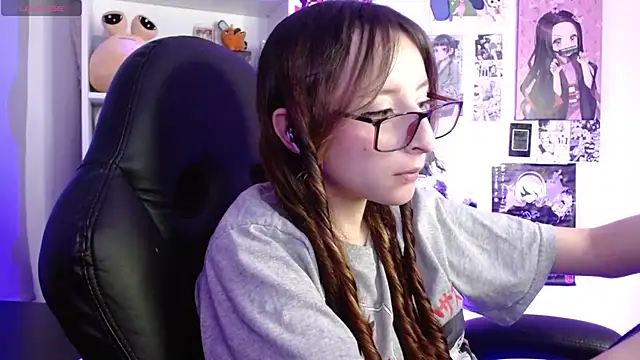 CelesteAyase webcam