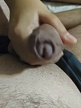 MadaamJizz_DickLewd webcam