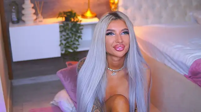 Juicy_Jessye live sex cam