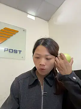 hhanni06 live cam preview