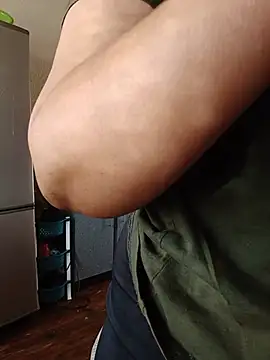FreakyAngel3X live cam on StripChat