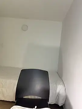 Kimm_khalifa