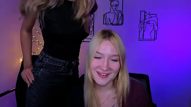playful_sophie live cam preview
