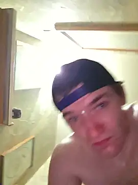 Hung_Stud27