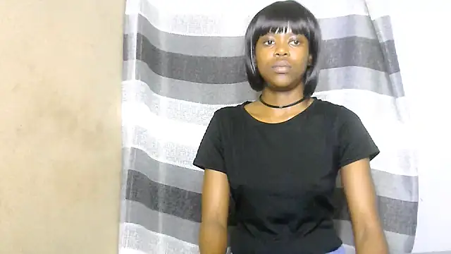 Ebony_cutieX