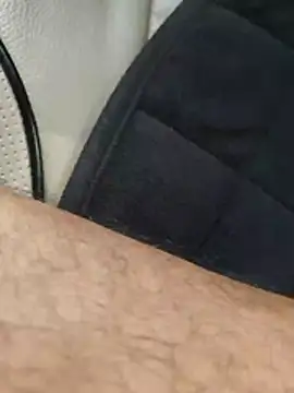 raju880810 live cam on StripChat