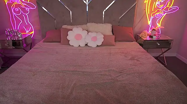 JuicyRina