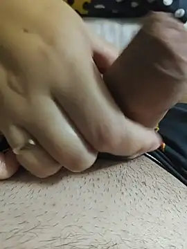 MadaamJizz_DickLewd webcam