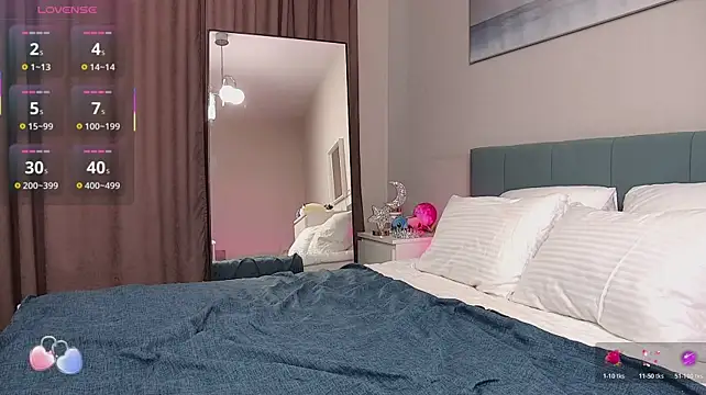 maria_stellarr (F milf) - topples tease