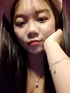 Baa-bee22 webcam
