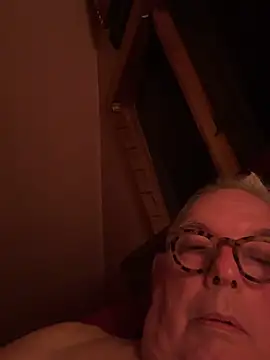 CharlieWeaver22 live sex cam