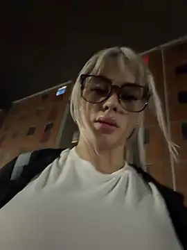 youcandisumisa (F teen) - Boobs street