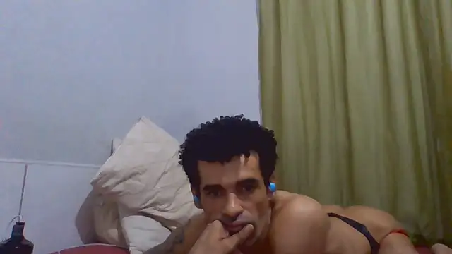 brb8tor live cam on StripChat