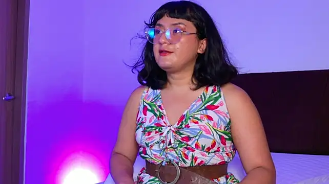 elizabeth_bathory_oa live cam on StripChat