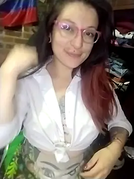 _Alaskamisa live cam on StripChat