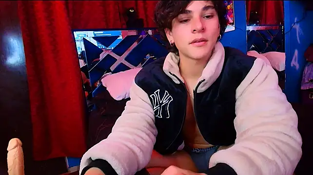 Luke_Howland live sex cam