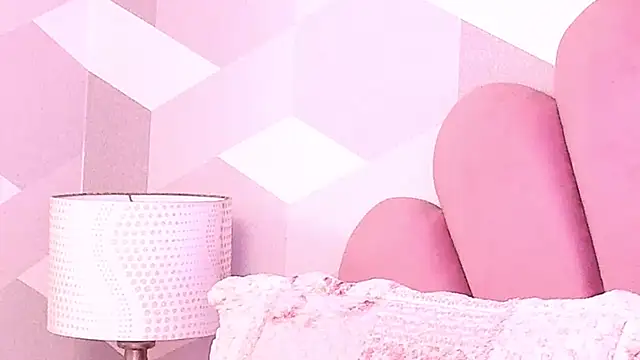 KylieMonnett webcam
