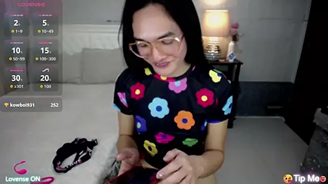 AsianSweetHeartxX webcam