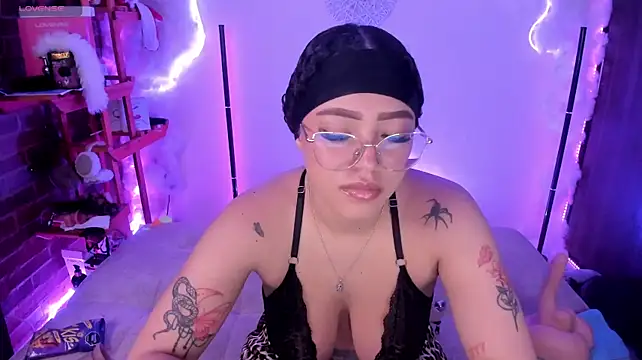 liz_martins1 live cam on StripChat