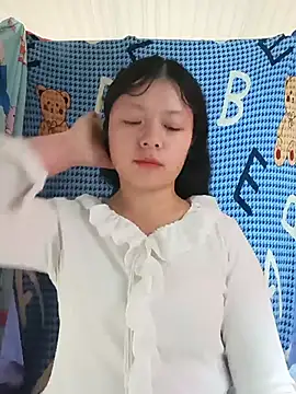 lisa-bae00