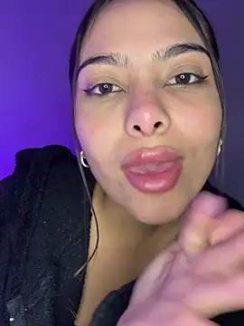 liz_macieel webcam