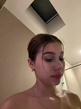 Nikii__'s live cam