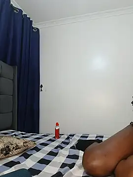 Black_prettty webcam