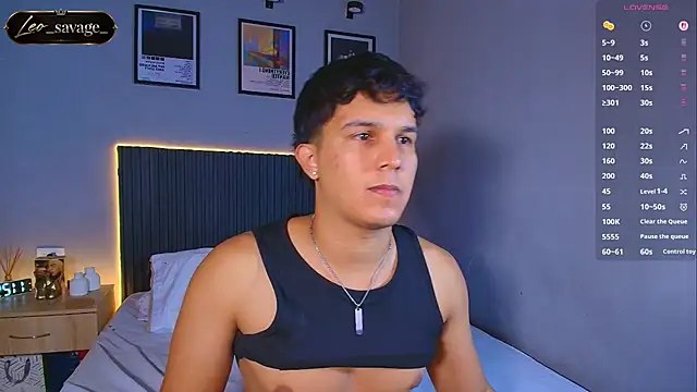 Leo_Savage_ webcam